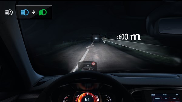 Renault - comutação automática dos faróis
